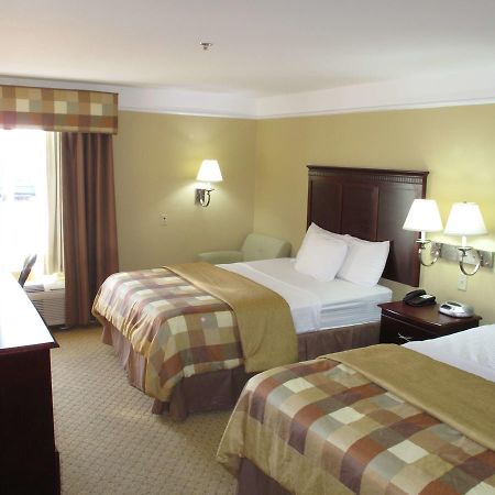 La Quinta Inn & Suites Fultondale Extérieur photo