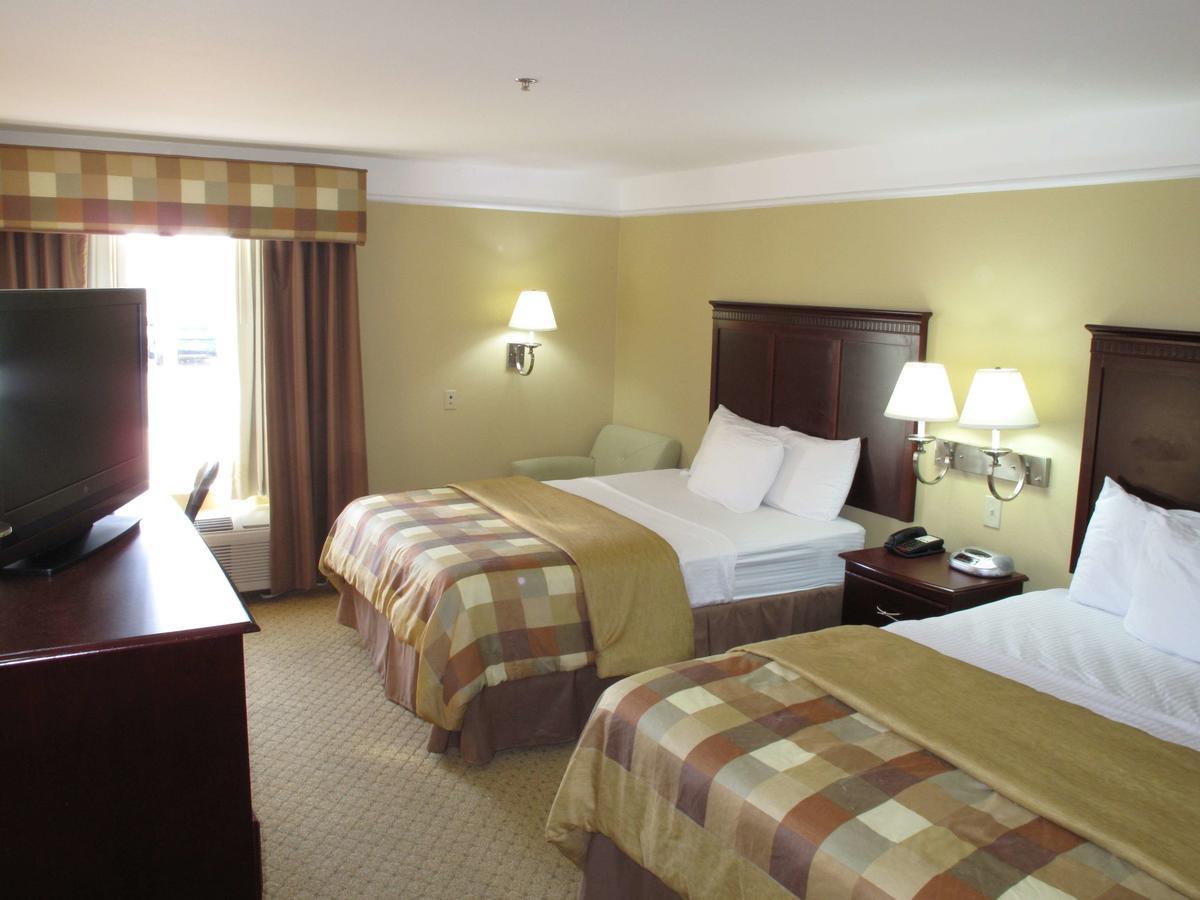 La Quinta Inn & Suites Fultondale Extérieur photo